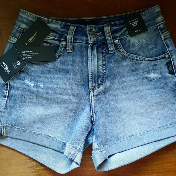 Silver Jeans Shorts - Picture 2 of 5